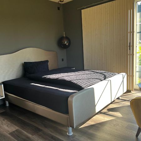 Landcafe Mit Mini Hotel บูร์กดอร์ฟ ภายนอก รูปภาพ