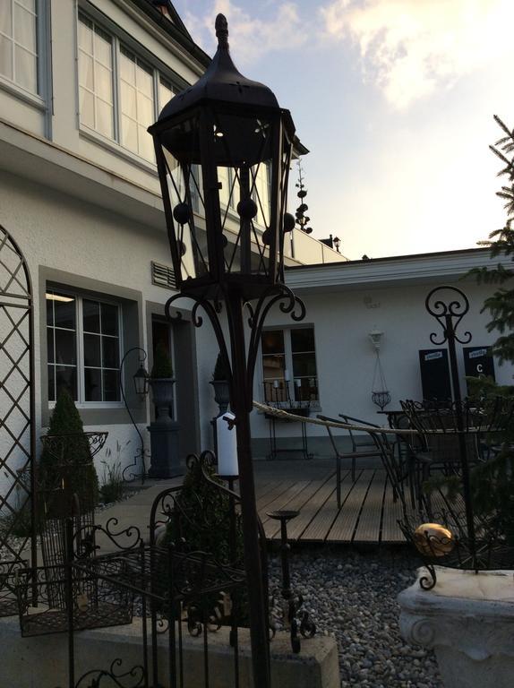 Landcafe Mit Mini Hotel บูร์กดอร์ฟ ภายนอก รูปภาพ