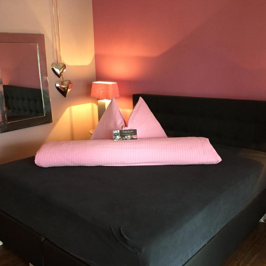 Landcafe Mit Mini Hotel บูร์กดอร์ฟ ภายนอก รูปภาพ