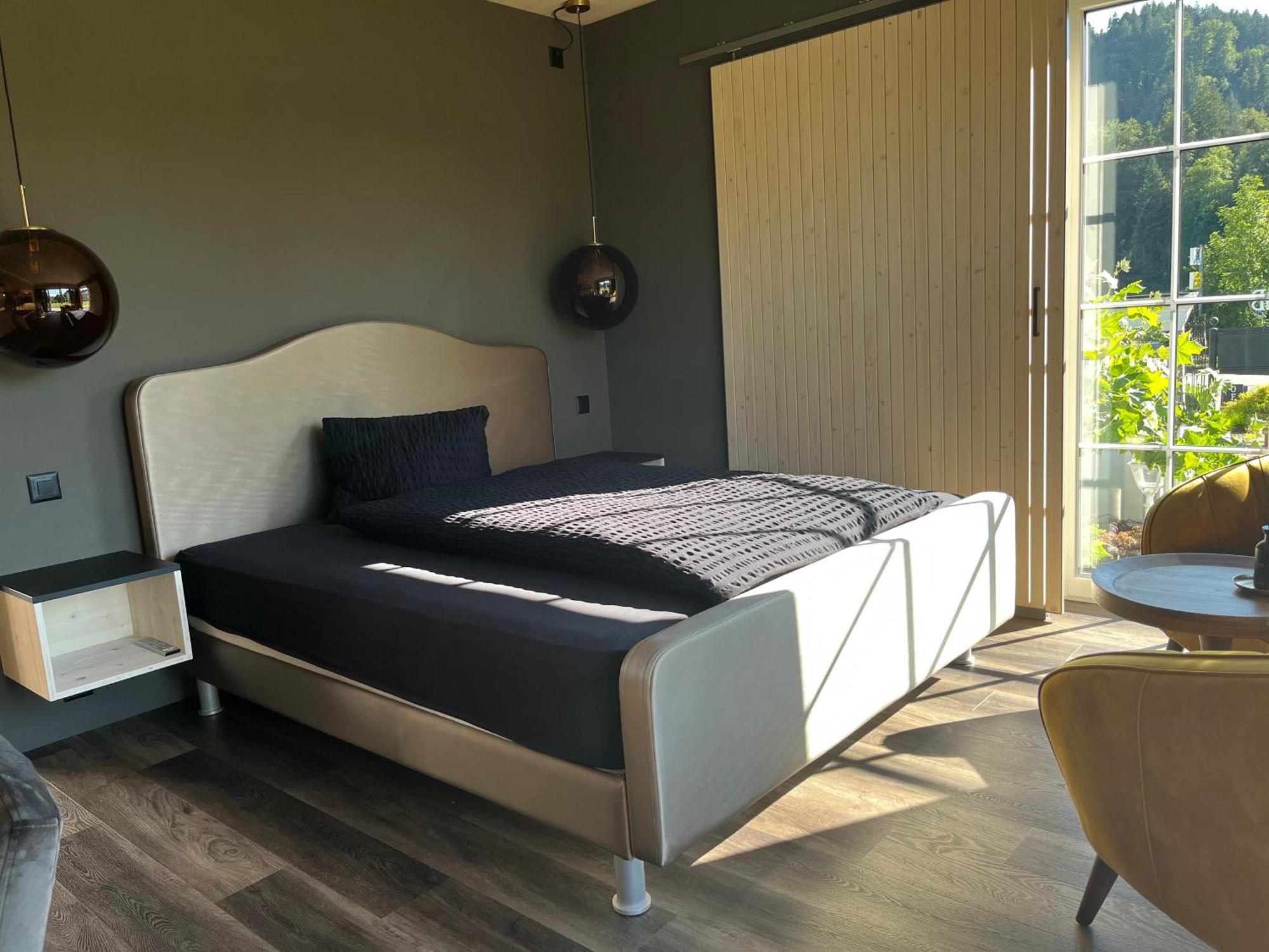 Landcafe Mit Mini Hotel บูร์กดอร์ฟ ภายนอก รูปภาพ