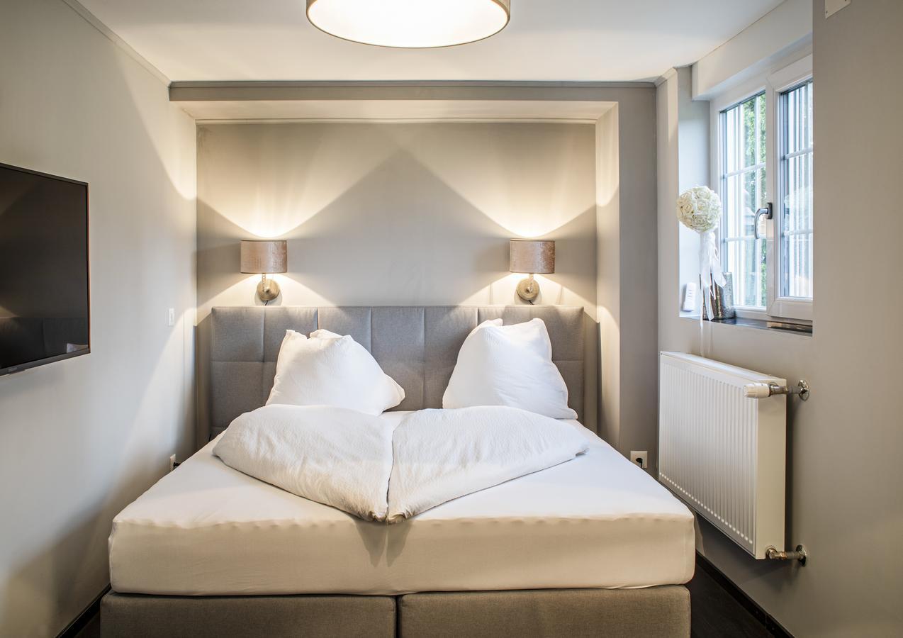 Landcafe Mit Mini Hotel บูร์กดอร์ฟ ภายนอก รูปภาพ